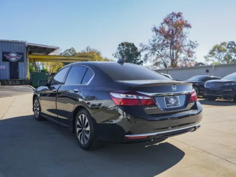 More photos of 2017 Honda Accord Hybrid Touring at TLC Motors, SC