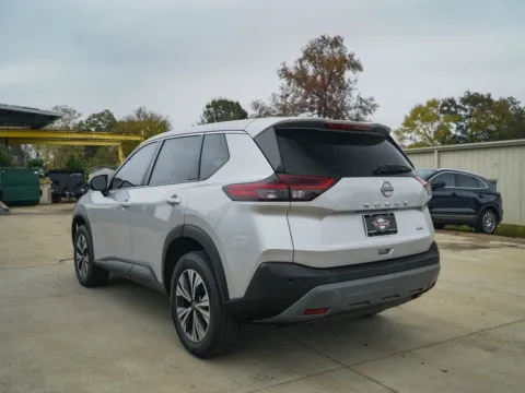 More photos of 2022 Nissan Rogue SV at TLC Motors, SC