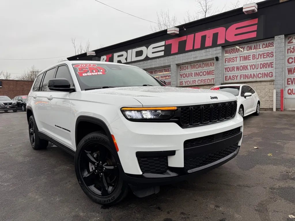 2023 JEEP GRAND CHEROKEE LAREDO for sale in Merrillville, IN