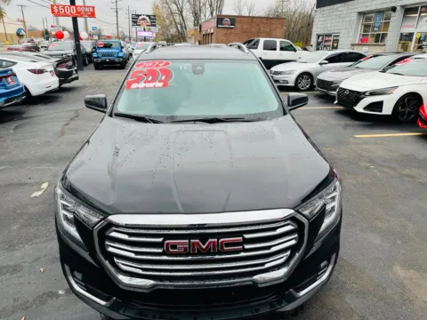 More photos of 2024 GMC TERRAIN SLT at Ride Time Auto Finance Broadway, IN
