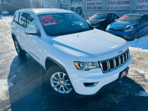 Photos of 2022 JEEP GRAND CHEROKEE LAREDO E for sale in Merrillville, IN at Ride Time Auto Finance Broadway