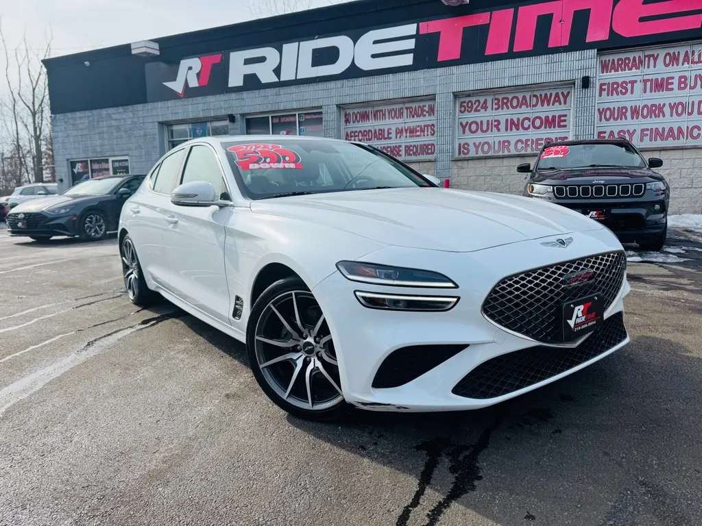 White 2023 GENESIS G70 2.0T for sale in Merrillville, IN