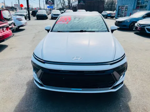 Another view of 2025 HYUNDAI SONATA SEL for sale in Merrillville, IN at Ride Time Auto Finance Broadway