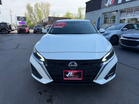 Another view of 2023 NISSAN ALTIMA 2.5 SV for sale in Merrillville, IN at Ride Time Auto Finance Broadway
