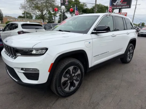 More photos of 2022 JEEP GRAND CHEROKEE 4XE at Ride Time Auto Finance Broadway, IN