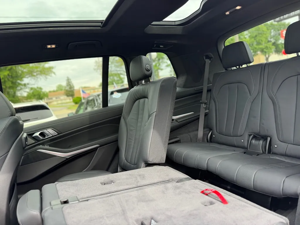 2022 BMW X7 40i - Photo 19
