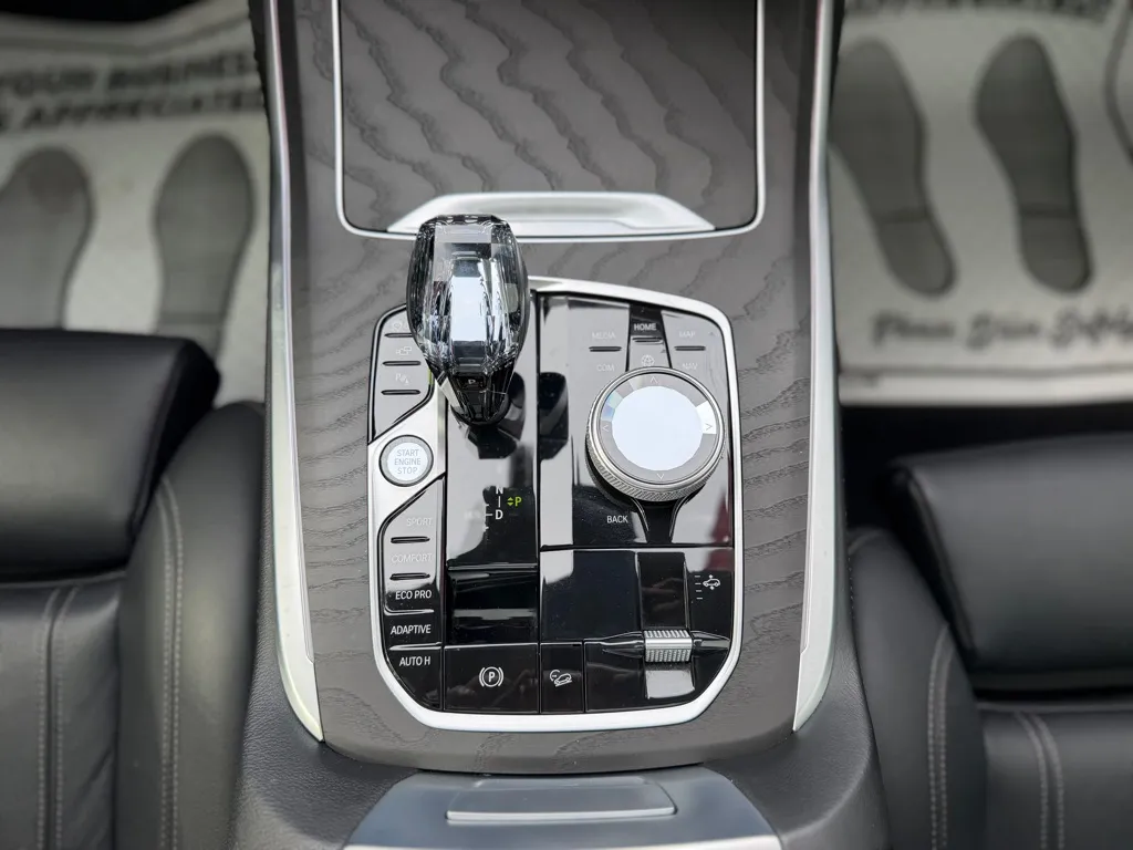 2022 BMW X7 40i - Photo 27