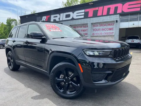 Black 2023 JEEP GRAND CHEROKEE ALTITUDE for sale in Merrillville, IN