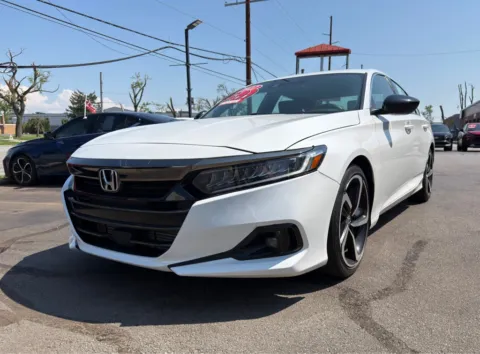 More photos of 2022 HONDA ACCORD SPORT at Ride Time Auto Finance Broadway, IN