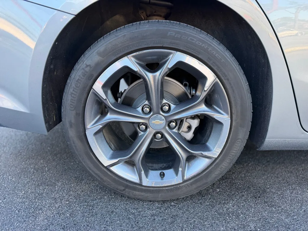 2024 Chevrolet Malibu 1LT - Photo 10