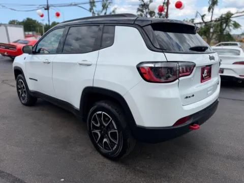 More photos of 2025 JEEP COMPASS TRAILHAWK at Ride Time Auto Finance Broadway, IN