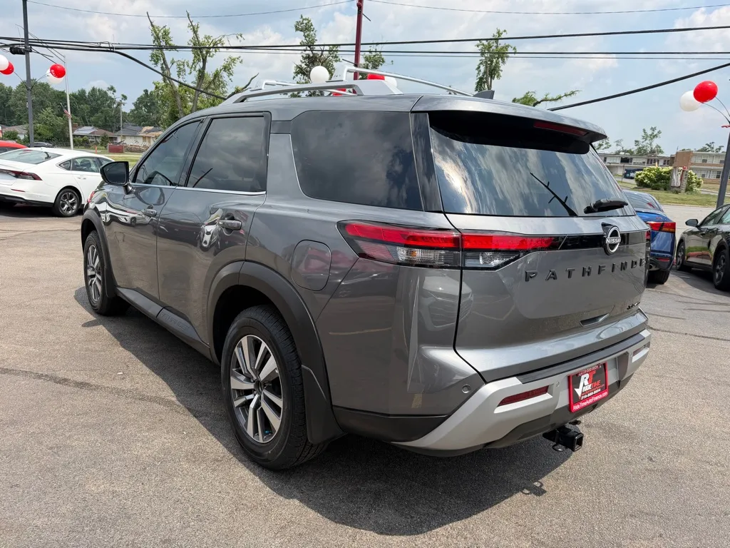 2023 Nissan Pathfinder SL - Photo 7