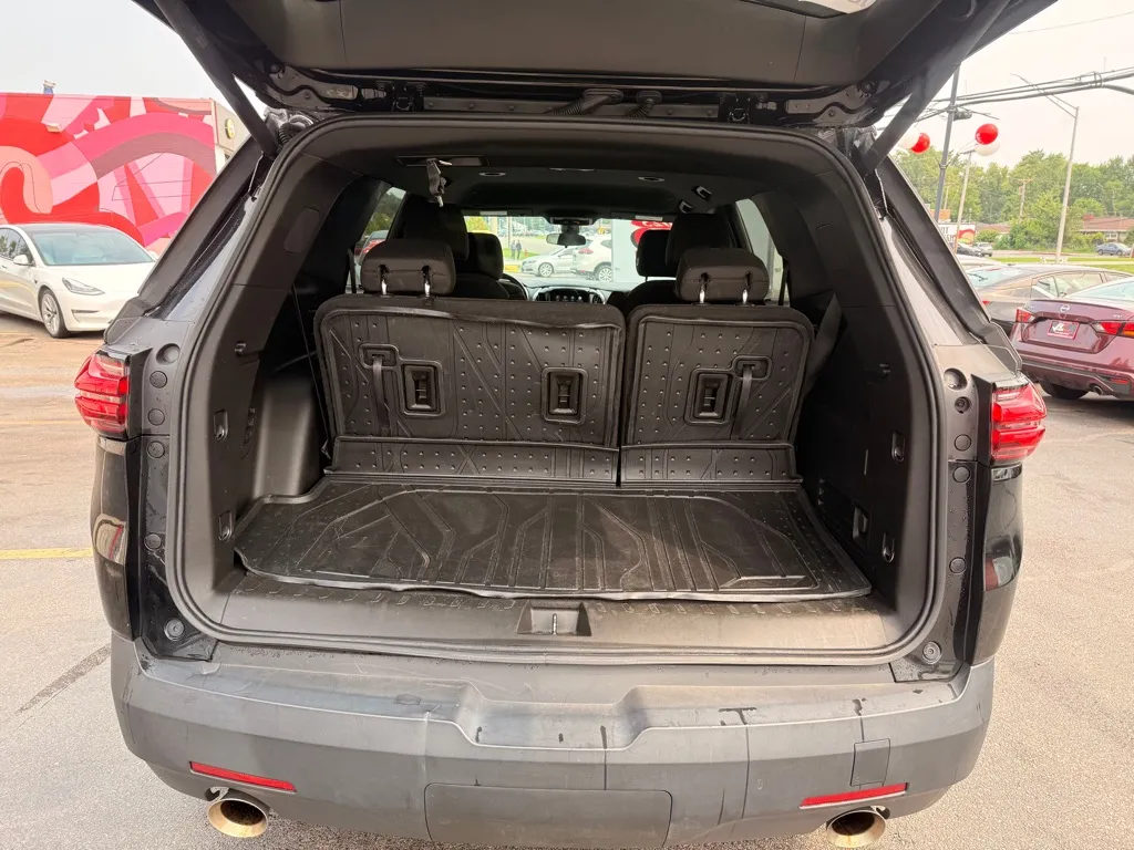 2023 Chevrolet Traverse 1LT - Photo 11