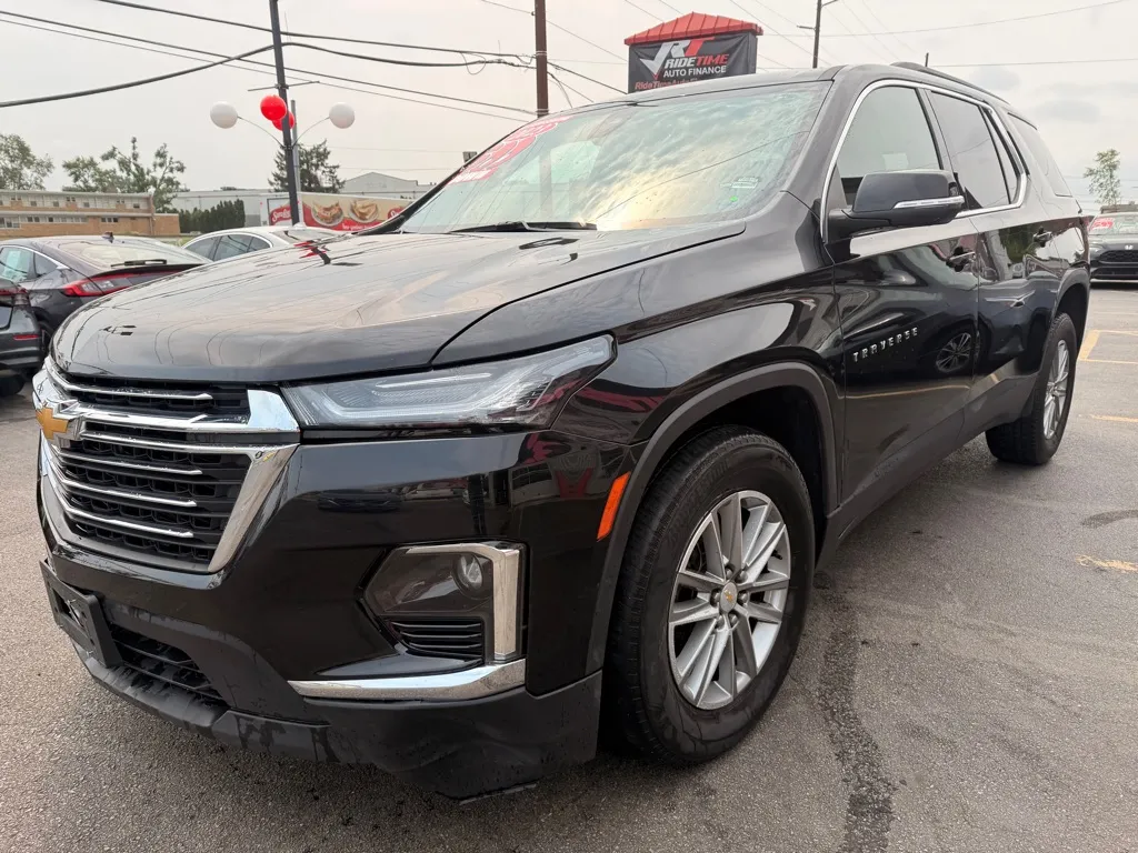 2023 Chevrolet Traverse 1LT - Photo 5