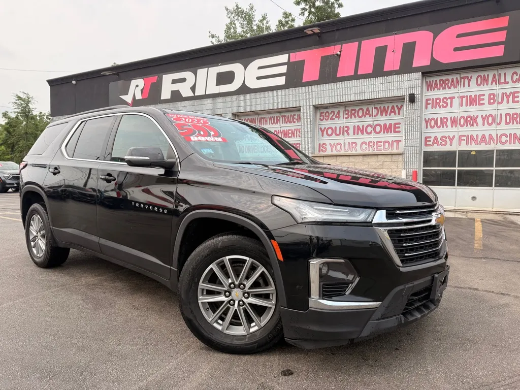Black 2023 CHEVROLET TRAVERSE LT CLOTH for sale in Merrillville, IN