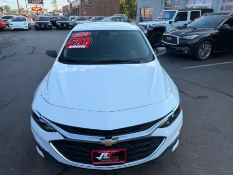 More photos of 2024 CHEVROLET MALIBU LS FLEET at Ride Time Auto Finance Broadway, IN