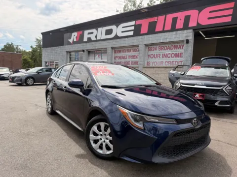 Blue 2022 TOYOTA COROLLA LE for sale in Merrillville, IN