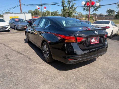 More photos of 2025 NISSAN ALTIMA 2.5 SV at Ride Time Auto Finance Broadway, IN