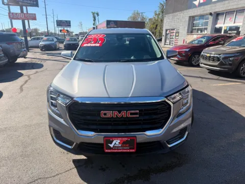 More photos of 2024 GMC TERRAIN SLE at Ride Time Auto Finance Broadway, IN