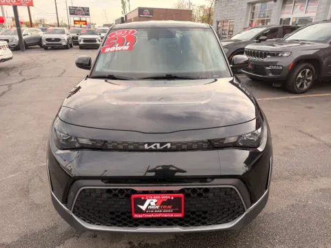 More photos of 2023 KIA SOUL LX at Ride Time Auto Finance Broadway, IN