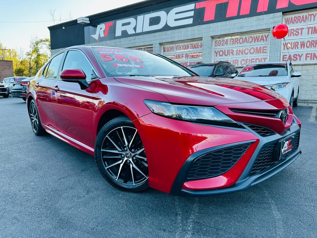 2021 TOYOTA CAMRY SE for sale in Merrillville, IN