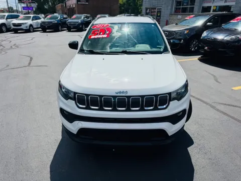 More photos of 2022 JEEP COMPASS LATITUDE at Ride Time Auto Finance, IN