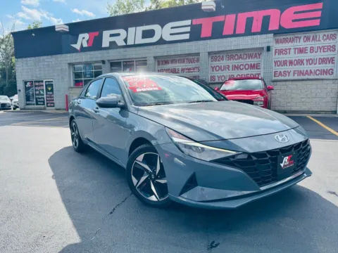 Gray 2023 HYUNDAI ELANTRA SEL for sale in Merrillville, IN