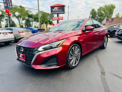More photos of 2023 NISSAN ALTIMA 2.5 SL at Ride Time Auto Finance, IN