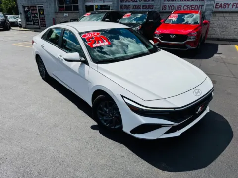 Photos of 2024 HYUNDAI ELANTRA SEL for sale in Merrillville, IN at Ride Time Auto Finance