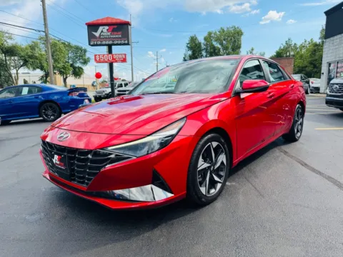 More photos of 2022 HYUNDAI ELANTRA LIMITED at Ride Time Auto Finance, IN
