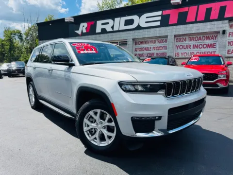 Silver 2023 JEEP GRAND CHEROKEE LIMITED for sale in Merrillville, IN
