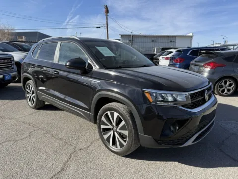 Black 2023 Volkswagen Taos 1.5T SE for sale in El Paso, TX