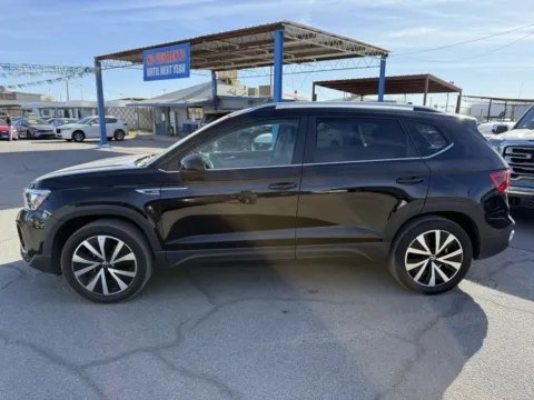 More photos of 2023 Volkswagen Taos 1.5T SE at RightDrive - 8320 Gateway East, TX