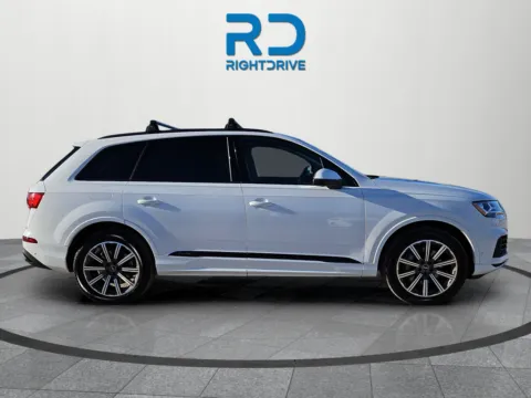 Photos of 2022 Audi Q7 45 Premium Plus for sale in El Paso, TX at RightDrive - 8320 Gateway East