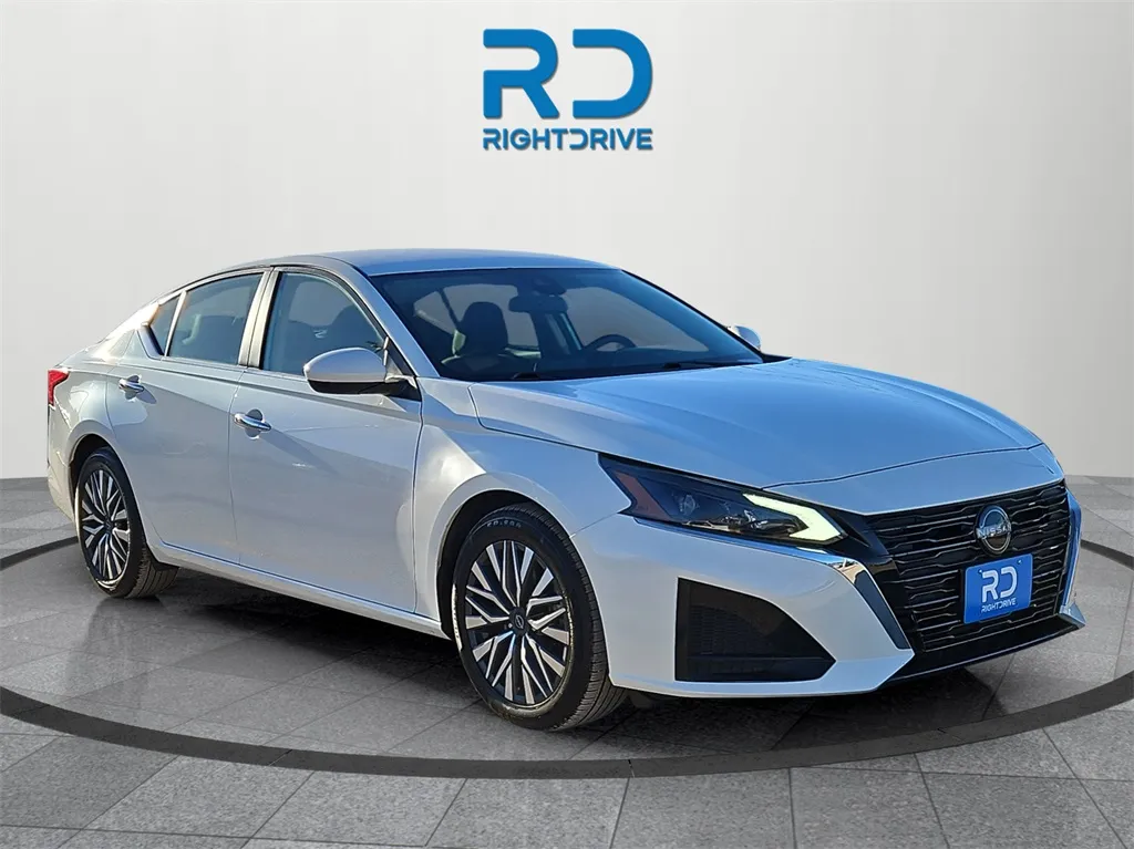 2023 Nissan Altima 2.5 SV for sale in El Paso, TX