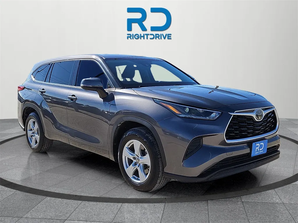2021 Toyota Highlander L for sale in El Paso, TX