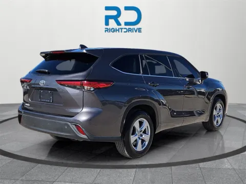 Another view of 2021 Toyota Highlander L for sale in El Paso, TX at RightDrive - 8320 Gateway East