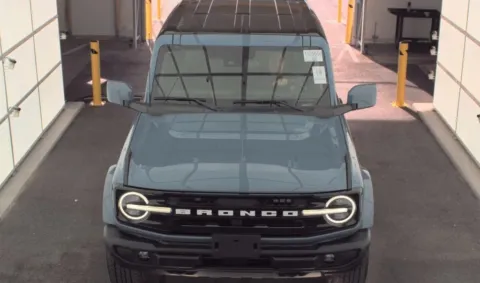 Photos of 2025 Ford Bronco Outer Banks for sale in El Paso, TX at RightDrive - 8320 Gateway East