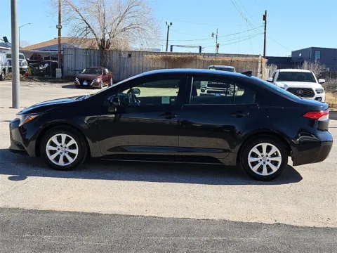 More photos of 2021 Toyota Corolla LE at RightDrive - 8320 Gateway East, TX