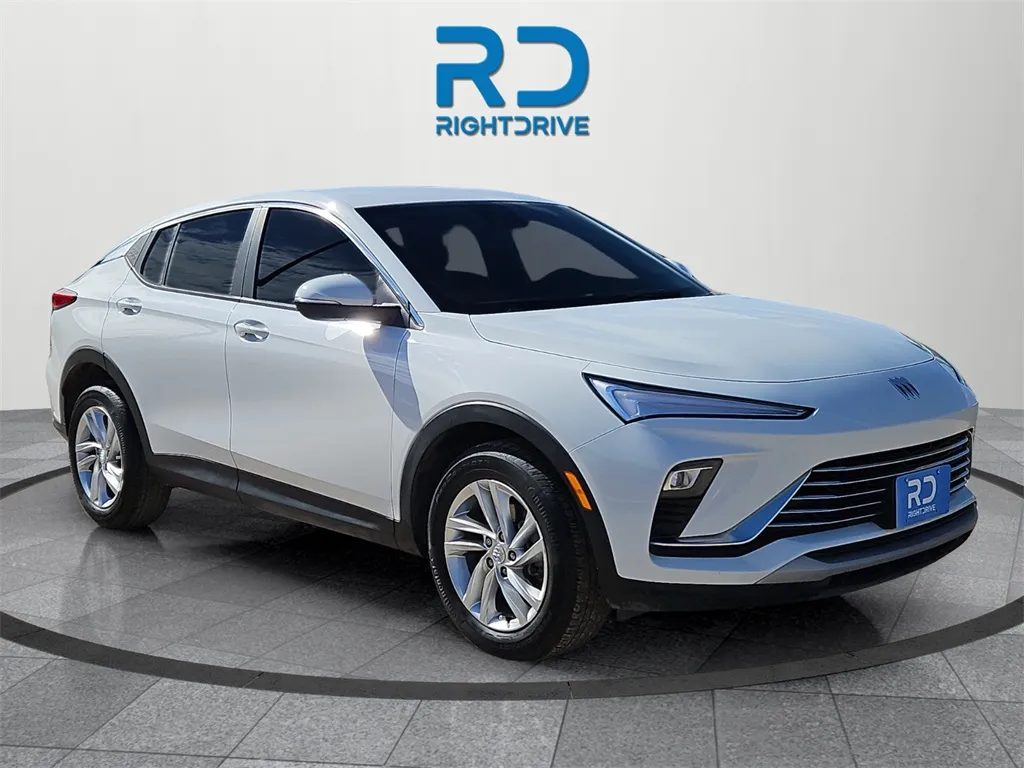 White 2024 Buick Envista Preferred for sale in El Paso, TX