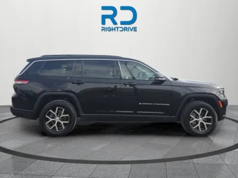 Photos of 2024 Jeep Grand Cherokee L Limited for sale in El Paso, TX at RightDrive - 8320 Gateway East