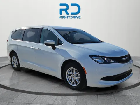 White 2023 Chrysler Voyager LX for sale in El Paso, TX