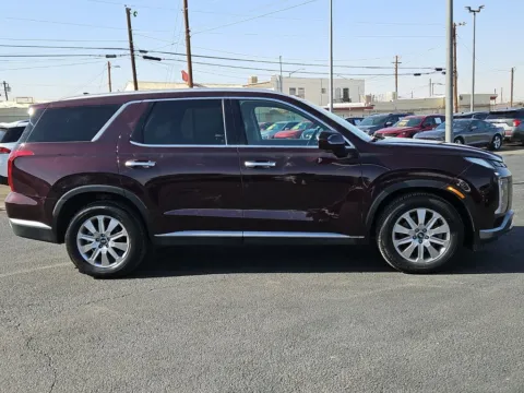 Photos of 2024 Hyundai Palisade SEL for sale in El Paso, TX at RightDrive - 8320 Gateway East