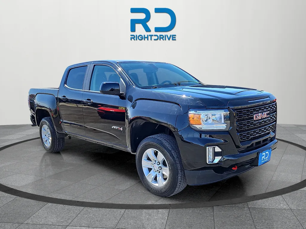 Black 2022 GMC Canyon AT4 w/Cloth for sale in El Paso, TX