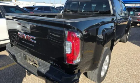 More photos of 2022 GMC Canyon AT4 w/Cloth at RightDrive - 8320 Gateway East, TX