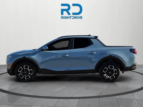 More photos of 2023 Hyundai Santa Cruz SEL Premium at RightDrive - 8320 Gateway East, TX