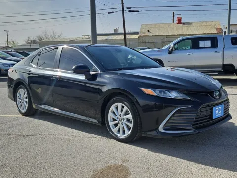 Black 2022 Toyota Camry LE for sale in El Paso, TX