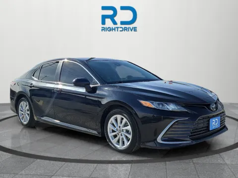 Black 2022 Toyota Camry LE for sale in El Paso, TX