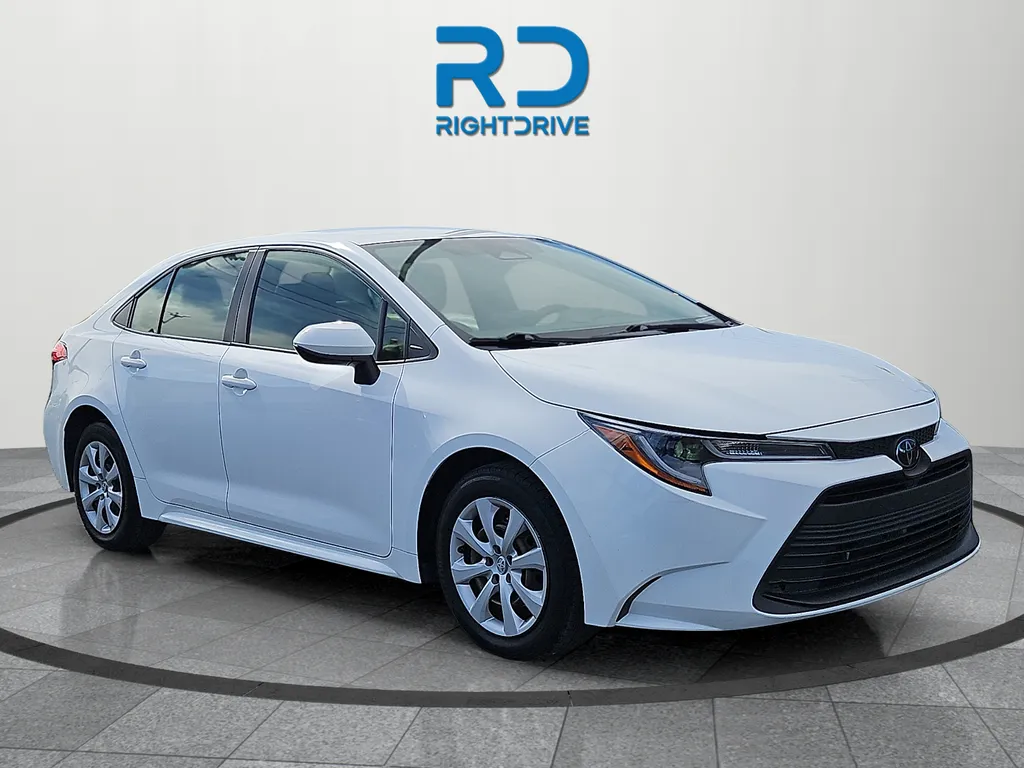 White 2023 Toyota Corolla LE for sale in El Paso, TX