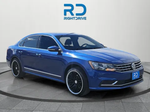 Blue 2016 Volkswagen Passat 1.8T SE for sale in El Paso, TX